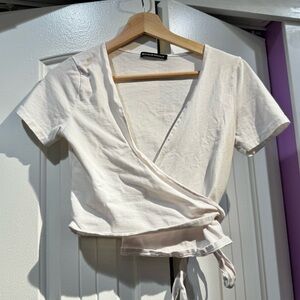 New White Short Sleeve Crop Top